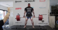 Hafthor „Hora“ Björnsson a 501 kg deadlift (Svetový rekord)