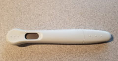 Muž preskúmal, čo sa nachádza vo vnútri tehotenského testu