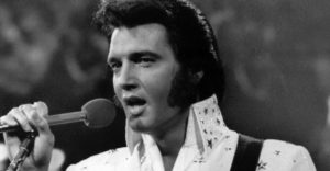 Po desiatkach rokov vyšla najavo skutočná príčina smrti legendárneho Elvisa Presleyho