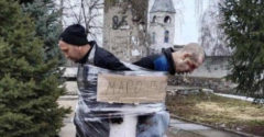 Ako riešia na Ukrajine zlodejov? Polícia fotografiami ukazuje, že kradnúť počas vojny sa nevypláca