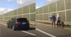 Keď sa na diaľnici stretne blbý a blbší (Audi vs. chodci)