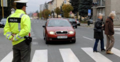 Vozidlá Slovákov budú mať nový prvok. Medzi vodičmi vyvolal búrlivú debatu