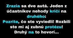 Po autonehode chlapíkovi zostala rozbitá zubná protéza. (Vtip)