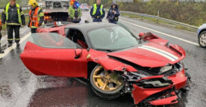 Ferrari dal na totálku. Likvidátorovi v poisťovni sa pretočili panenky