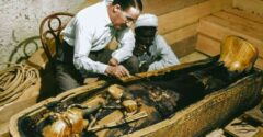 V roku 1922 otvorili hrobku faraóna Tutanchamóna a potom záhadne zomreli. Vedci údajne rozlúskli záhadu kliatby