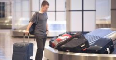Zamestnanec letiska prezradil trik: Takto si vyzdvihneš batožinu ako prvý