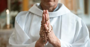 Čo nemusíte hovoriť pri spovedi? Kňaz vyvrátil pochybnosti O TOMTO