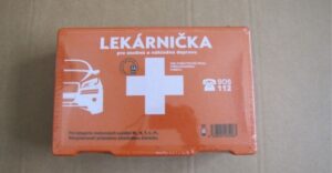 Myslíš si, že máš autolekárničku v poriadku? Policajti sa teraz zameriavajú na detail, kvôli ktorému môžeš dostať pokutu