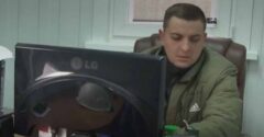 Robotníkovi Vladimirovi prišla na účet mzda pre 34 kolegov: TOTO odkázal šéfovi