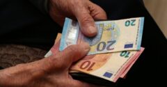 Rodičovský dôchodok poteší tisíce seniorov. Nie všetci však peniaze dostanú